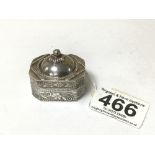 A SMALL 800 GRADE SILVER BOX OF OCTAGONAL FORM, STAMPED MARK TO BASE, 27G