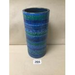 A MID CENTURY ITALIAN ART POTTERY VASE OF CYLINDRICAL FORM BY ALDO LONDI FOR BITOSSI, BLUE IN