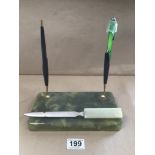 A GREEN ONYX DESK PEN STAND