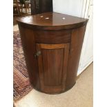 A GEORGIAN MAHOGANY WASH STAND CORNER CUPBOARD