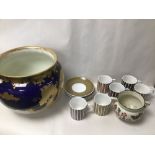 MIXED CHINA ITEMS INCLUDING SIX 1960S SUSIE COOPER COFFEE CUPS AND A LARGE BOWL DECORATED WITH