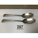 A PAIR OF GEORGE II SILVER DESSERT SPOONS, HALLMARKED LONDON 1729, POSSIBLY BY JOSEPH SMITH I, 72G