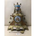 A FINE LATE 19TH CENTURY FRENCH GILT METAL AND PORCELAIN MANTLE CLOCK, HIGHLY DETAILED PANELS