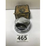 A BOXED (THE BARNACLE SUCTION ASHTRAY) SILVER PLATED FOR A VEHICLE 5CM