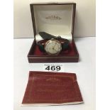 A 9CT GOLD GENTS 17 JEWEL WINDING WATCH WITH ORIGINAL BOX