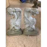 TWO GARDEN LION SUPPORTS IN CONCRETE 48CM HIGH