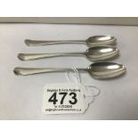 A SET OF THREE GEORGIAN SILVER TEASPOONS, MAKERS MARK WP, 35 GRAMS