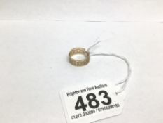 AN UNMARKED YELLOW METAL RING TESTED TO 14CT 2 GRAMS A/F