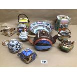 A MIXED GROUP OF ORIENTAL PORCELAIN POTS AND BOWL
