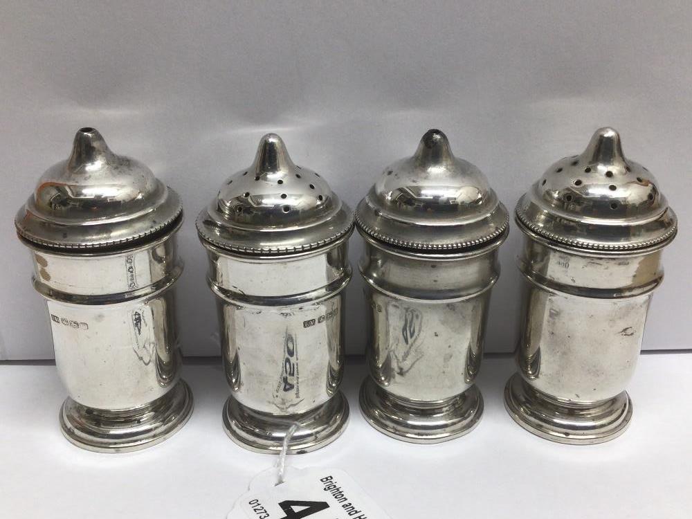 FOUR SILVER SALT AND PEPPER POTS HALLMARKED VINERS OF SHEFFIELD 155 GRAMS 9CM