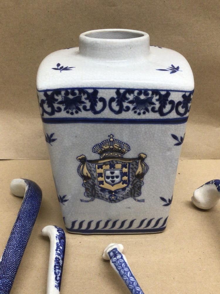 A GRADUATED SET OF BLUE AND WHITE VICTORIAN PERIOD LADELS WITH A VICTORIA CHINA VASE - Image 2 of 4