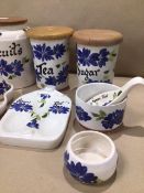 A QUANTITY OF VINTAGE BABBACOMBE POTTERY JARS, CONDIMENT SETS