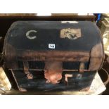 A VICTORIAN LEATHER TRUNK WITH INTERNAL TRAY A/F