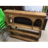 A MODERN PINE WALL HANGING SHELF UNIT 94 X 93 X 16CM