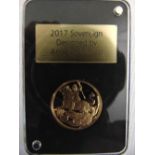2017 QEII gold Sovereign designed by Angela Pistrucci in plastic case