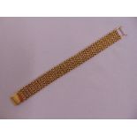 18ct yellow gold bracelet, approx total weight 83.0g