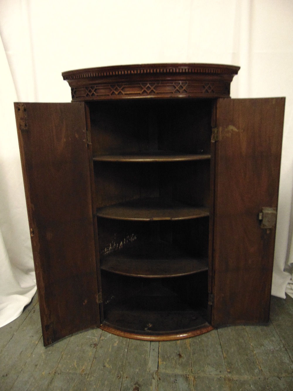 A 19th century mahogany inlaid wall mounted corner cabinet with hinged doors - Image 2 of 2