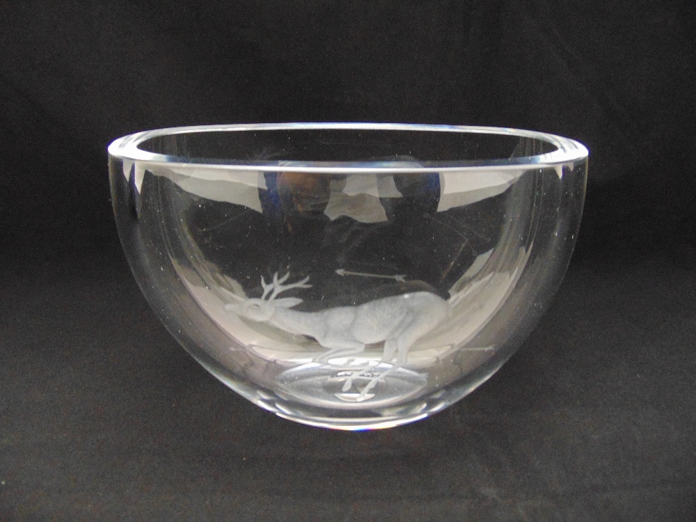 A Scandinavian glass bowl engraved with a stylised deer, 12.5cm (h)