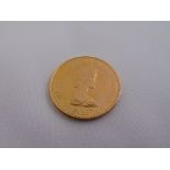 QEII Bahamas 1973 Independence $50 gold coin, approx total weight 15.6g