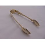 A pair of George IV Kings pattern silver sugar tongs, Glasgow 1827, approx total weight 69g