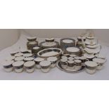 Royal Doulton Earlswood pattern dinner service to include plates, bowls and serving dishes (121)