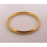 Gold wedding band, tested 14ct, approx total weight 2.2g