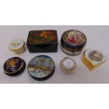 A quantity of trinket boxes to include two Russian papier mache boxes and two Halcyon Days enamel