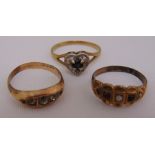 Three 9ct gold rings, approx total weight 4.0g