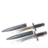 2 Spanish M1941 Bolo Toledo bayonets, shaped blade with original scabbards, blade length 25cm (2)