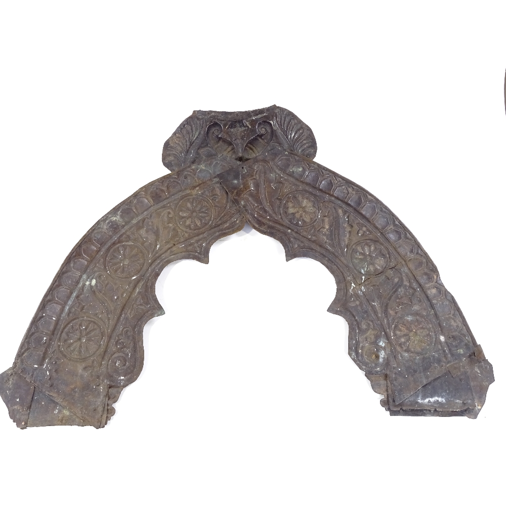 An Oriental relief moulded brass door pediment, width 80cm, height 58cm - Image 3 of 3