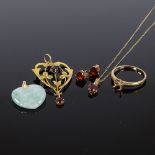Various gold jewellery, including Edwardian Art Nouveau pendant and 9ct ring mount, 9.5g total
