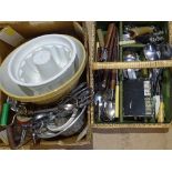 A cutlery basket, kitchenalia, and various cutlery