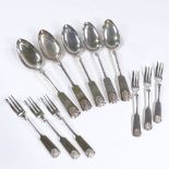 Various Finnish silver Fiddle and Shell pattern flatware, comprising 5 table spoons and 6 cake