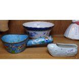 Oriental blue and white porcelain bowl, 12cm across, an enamelled pot, and another