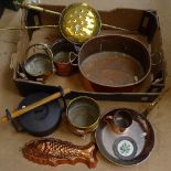 Various brass and copper, including chestnut roasting pan, fish jelly mould, pans etc