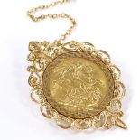 1907 gold sovereign in 9ct gold brooch mount, gross weight 13.7g