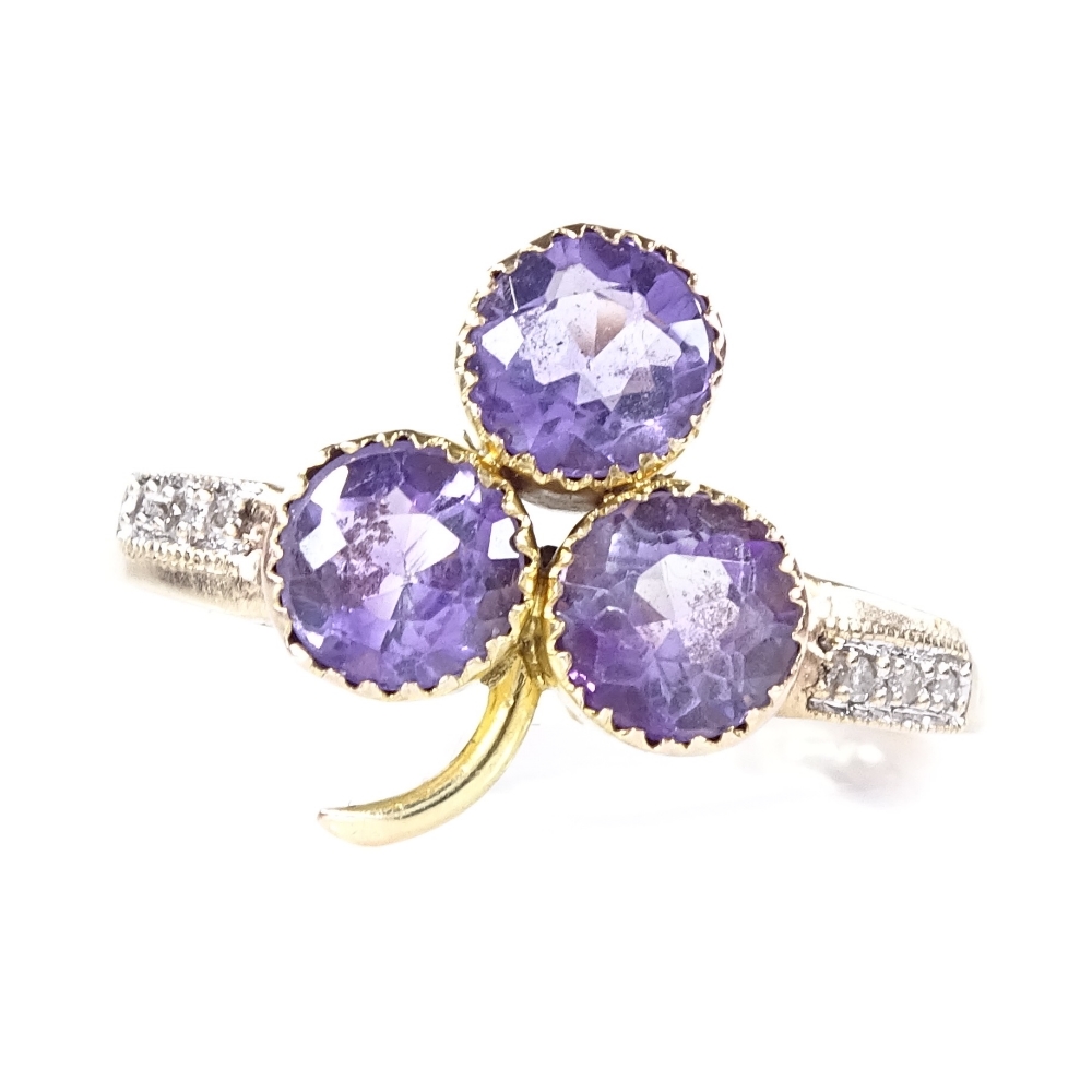 A 9ct gold amethyst 3-leaf clover ring, diamond set shoulders, setting height 13mm, size J, 1.8g - Image 3 of 4