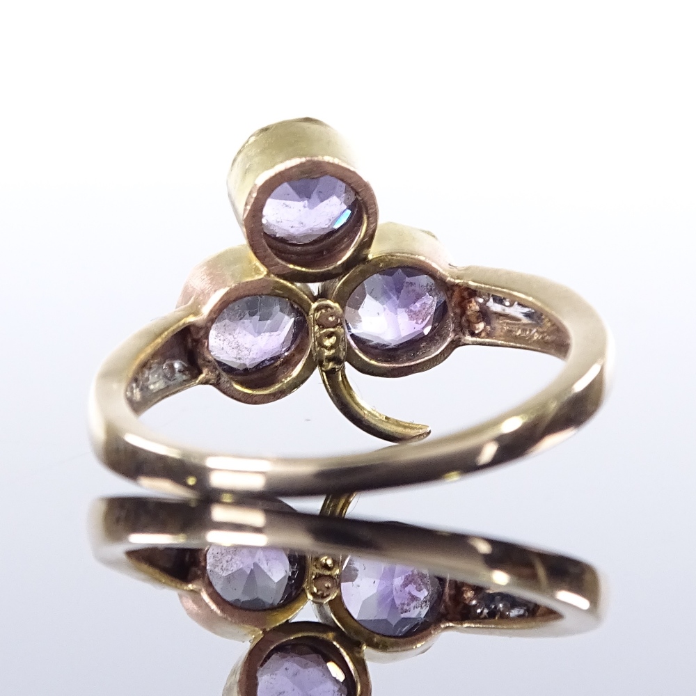 A 9ct gold amethyst 3-leaf clover ring, diamond set shoulders, setting height 13mm, size J, 1.8g - Image 2 of 4