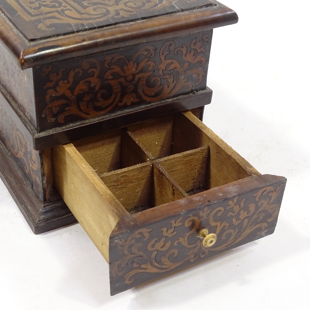 An 18th century walnut and marquetry inlaid box, with hinged lid and end drawer with turned ivory - Image 5 of 9