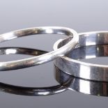 2 Danish sterling silver slave bangles, comprising one by Scandia Affinerings Vaerk and one by Soren