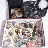 A tray of mixed costume jewellery