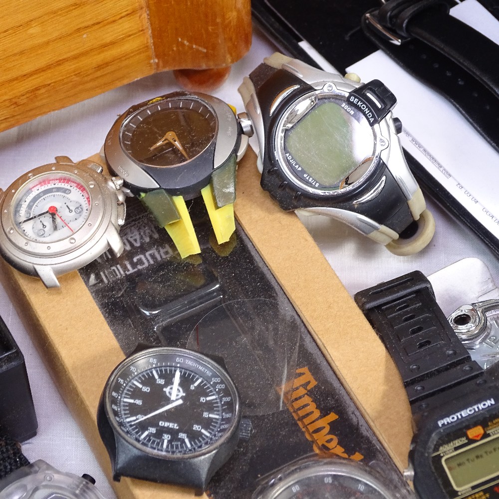 A box of mixed modern men's quartz wristwatches, to include Sekonda, Kangol etc, and a stained beech - Image 2 of 2