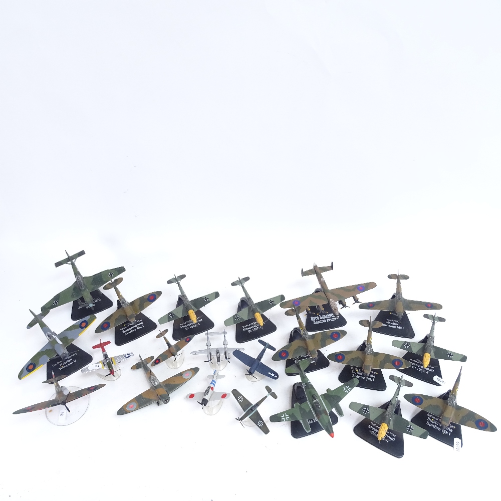 A collection of the Aviation Archive Battle of Britain 1940 model planes, including Messerschmitt, - Image 2 of 3