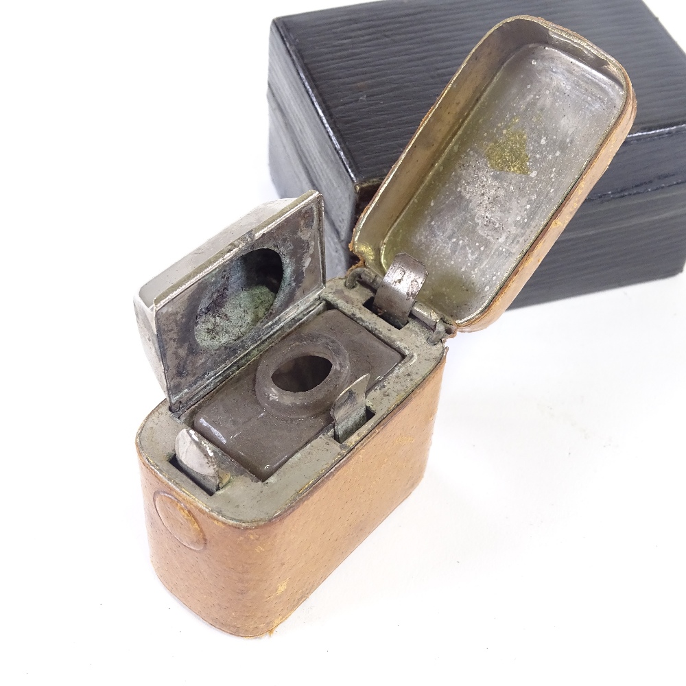 2 leather cased travelling inkwells, largest 7cm long. All complete condition with good fastening - Image 5 of 7