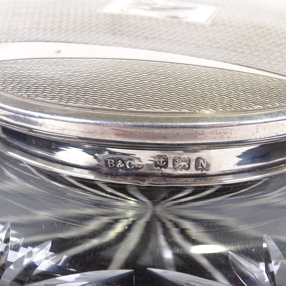 A George VI silver-topped wheel-cut glass powder bowl, Art Deco engine turned decoration, by W - Image 3 of 4