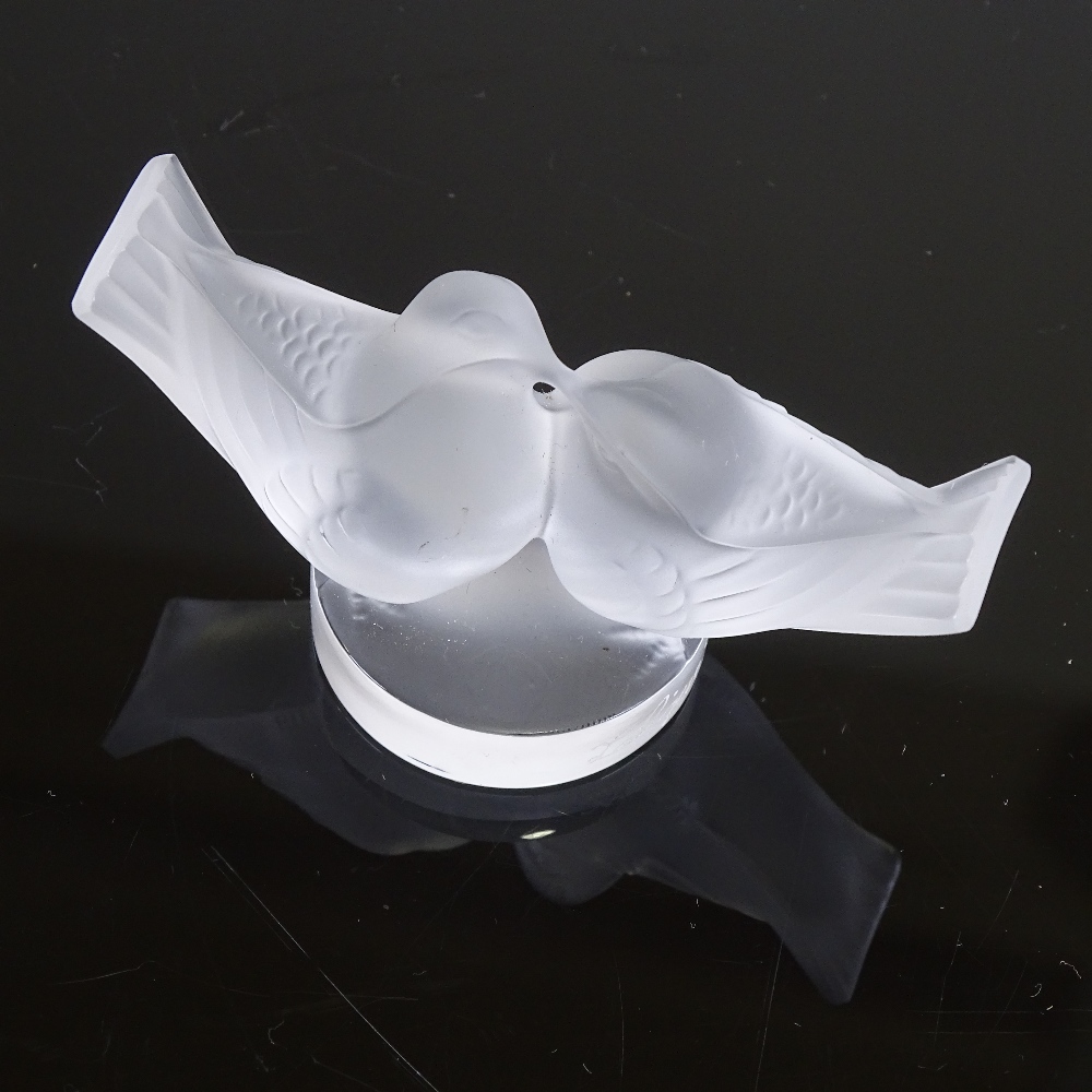 A Lalique kissing doves paperweight, length 7cm. In good condition, small scratches to the body, - Image 2 of 5