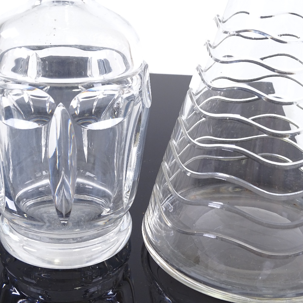 Two 20th century stylised glass decanters, tallest 25cm. Complete with no chips or cracks. Light - Image 3 of 5