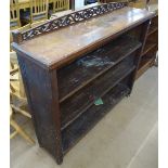 An Edwardian mahogany 4-tier open bookcase, W122cm