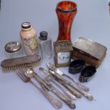 3 engine turned silver-backed dressing table brushes, a hair tidy with silver mount, 2 silver-rimmed