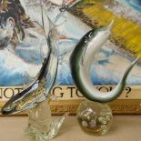 A Murano dolphin, height 34.5cm, and a Murano fish on plinth